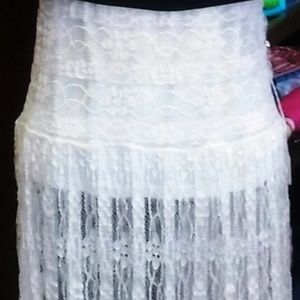 Lace skirt